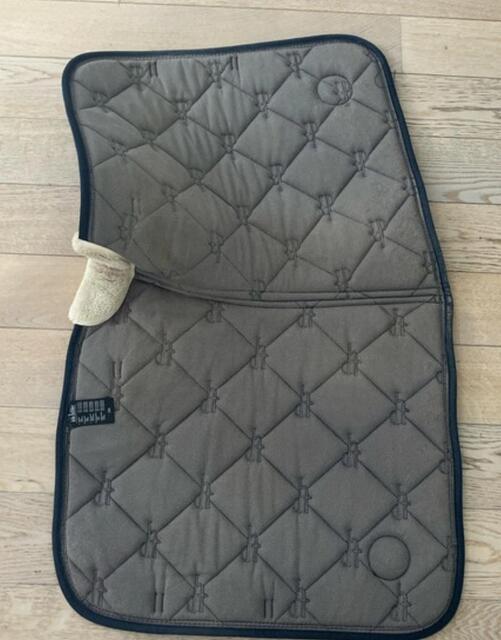 Tapis de selle