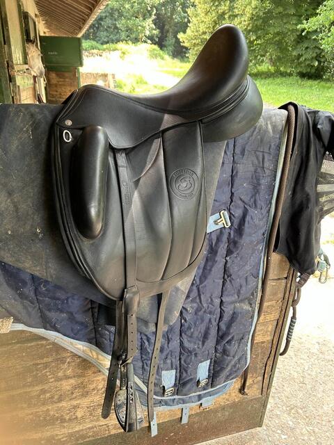 selle de dressage forestier