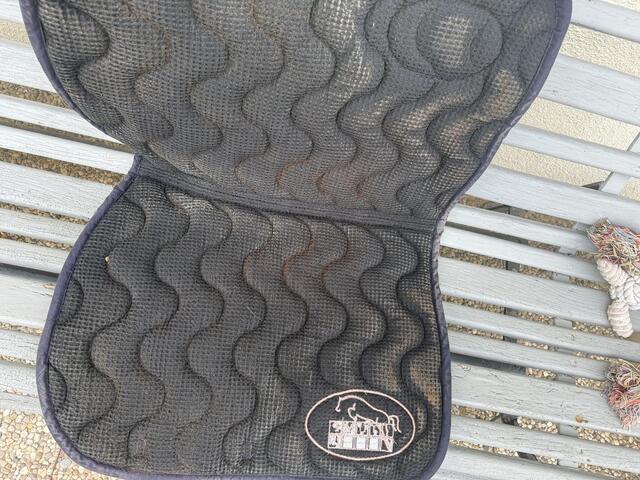 Ensemble tapis et bonnet jumpin