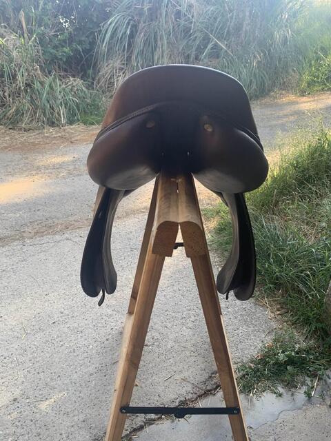 selle Antarès 17 pouces