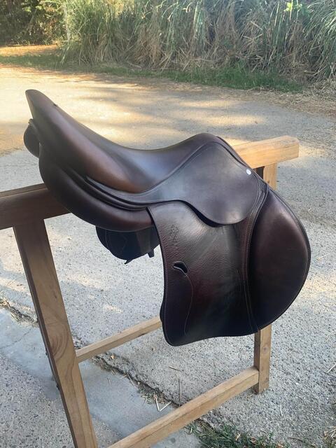 selle Antarès 17 pouces