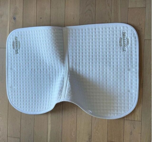 Tapis devoucoux neuf blanc