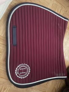 Tapis Harcour bordeaux karambar