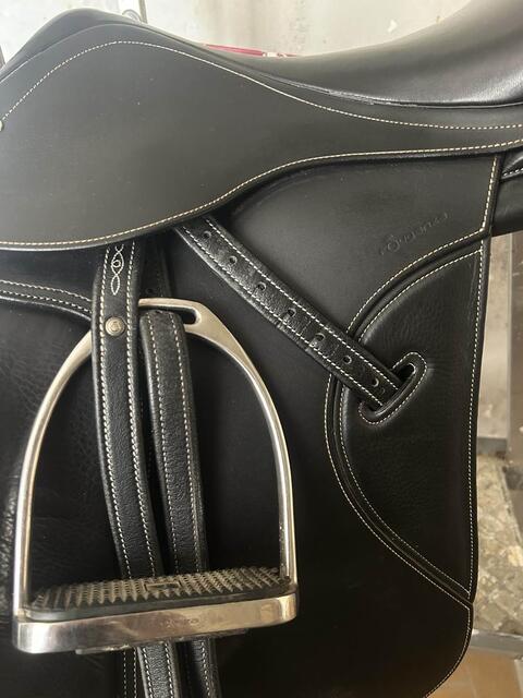 Selle de dressage Fouganza