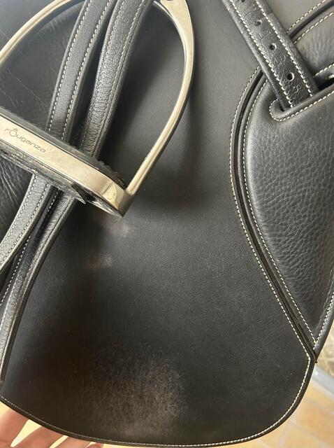 Selle de dressage Fouganza