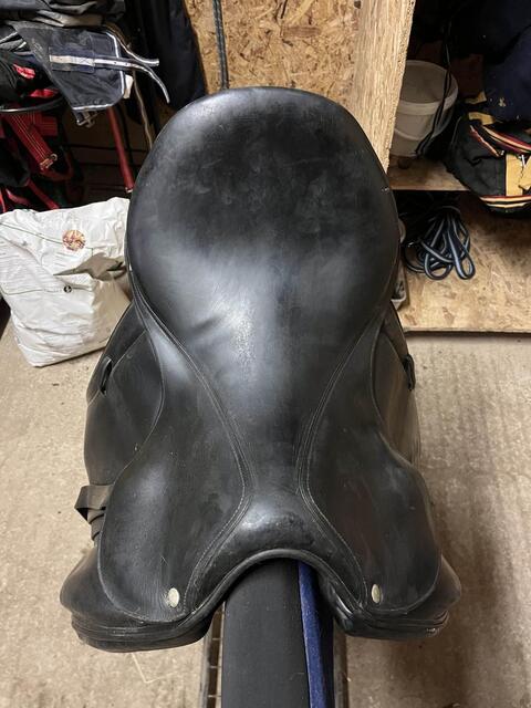 selle de dressage Devoucoux Milady