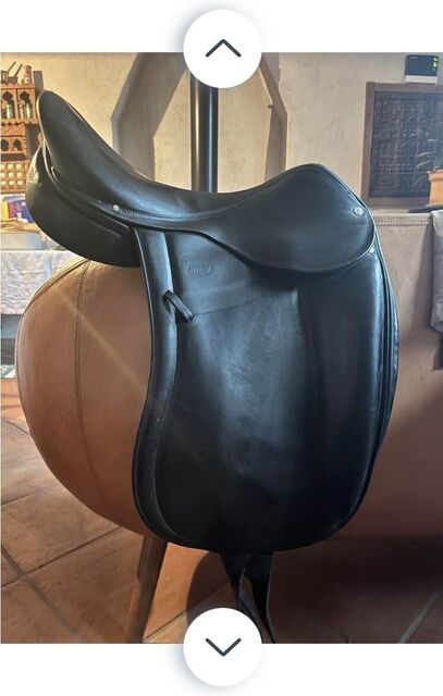 selle de dressage Devoucoux Milady