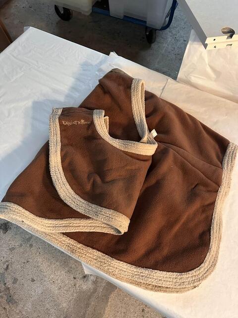 couvre reins 145cm