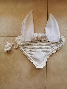 Bonnet blanc de concours