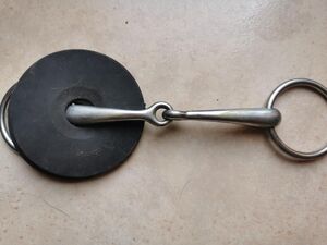 Mors à anneaux avec rondelles