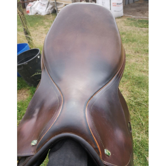 Selle 17'5 cuir marron mixte