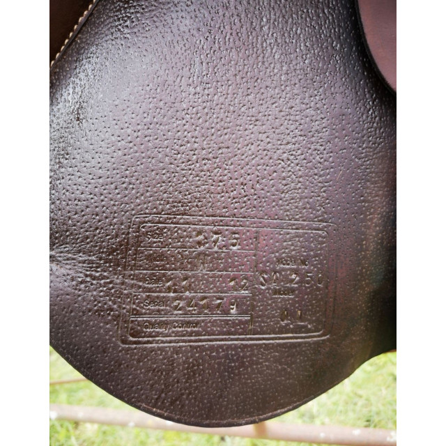 Selle 17'5 cuir marron mixte