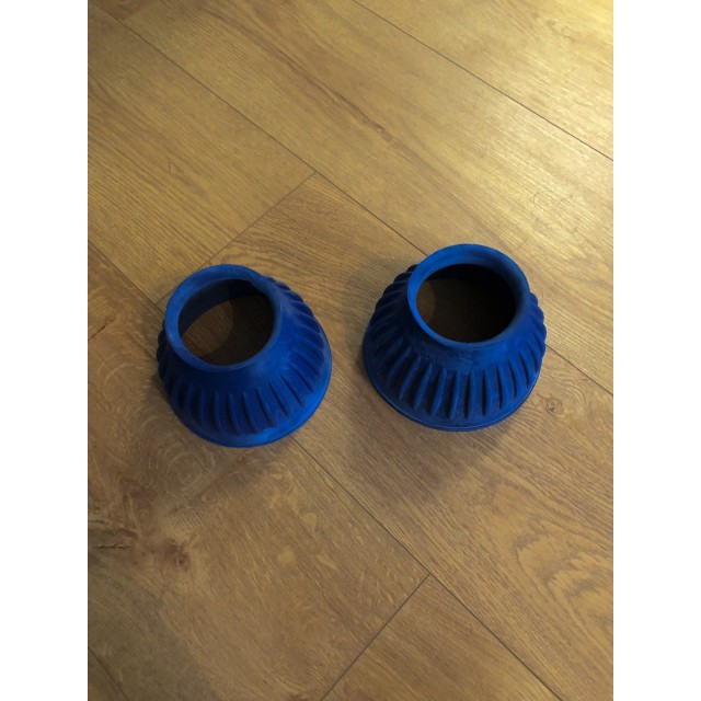 Cloches bleues neuves taille poney