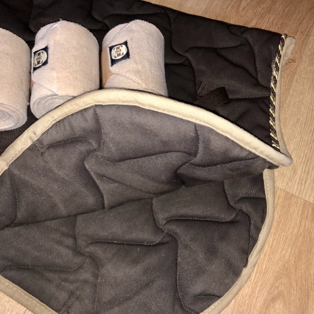 Lot Tapis et bandes marrons et beiges