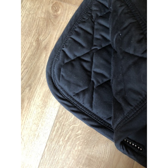 Tapis cheval noir mixte impeccable