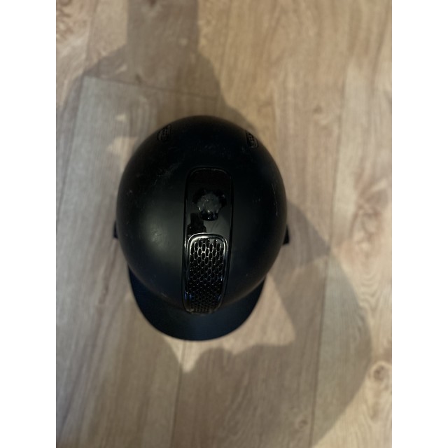 Bombe noire taille 56
