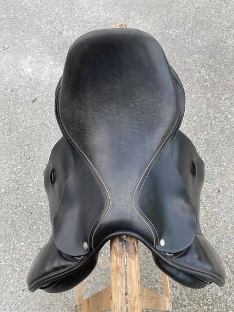 Selle Childéric 17p