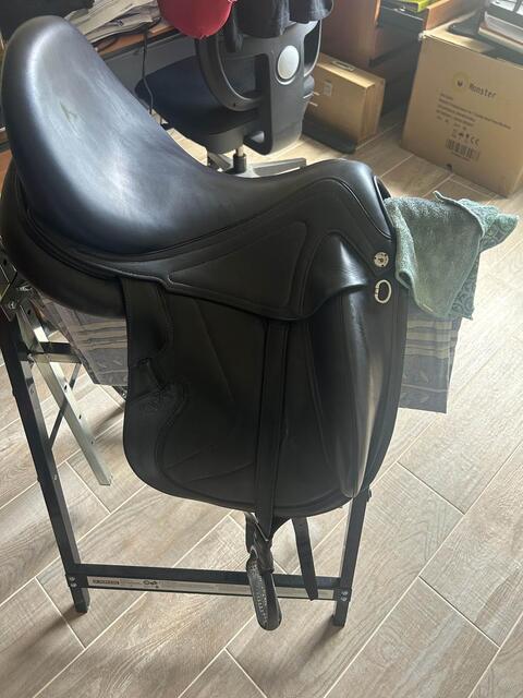 Selle dressage CWD SE37