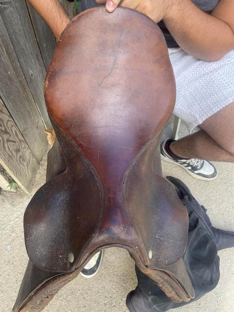 vend selle mixte