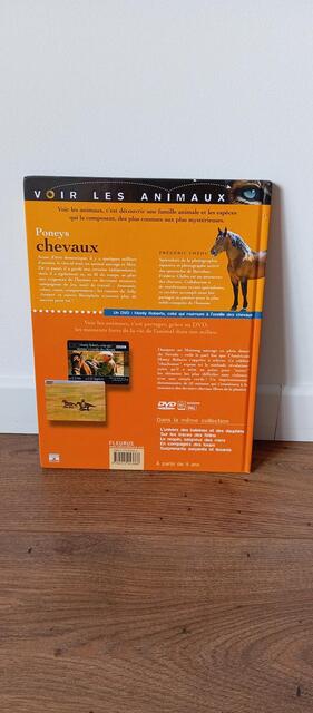 Livre poneys et chevaux