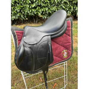 Selle Arion C2 17.5” – 2024 – Très bon état