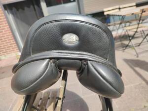 Selle de dressage Fairfax