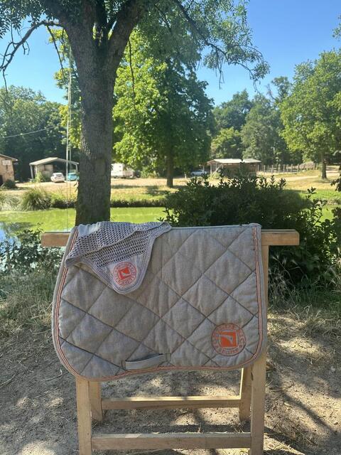 tapis et bonnet childeric