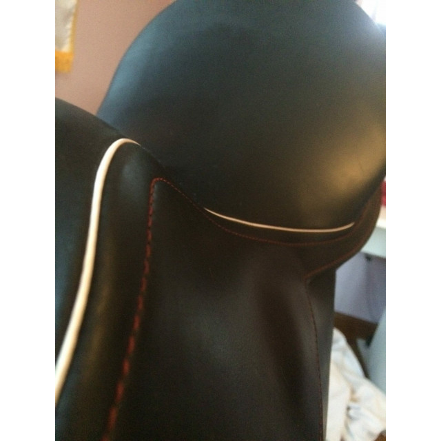 Selle de dressage