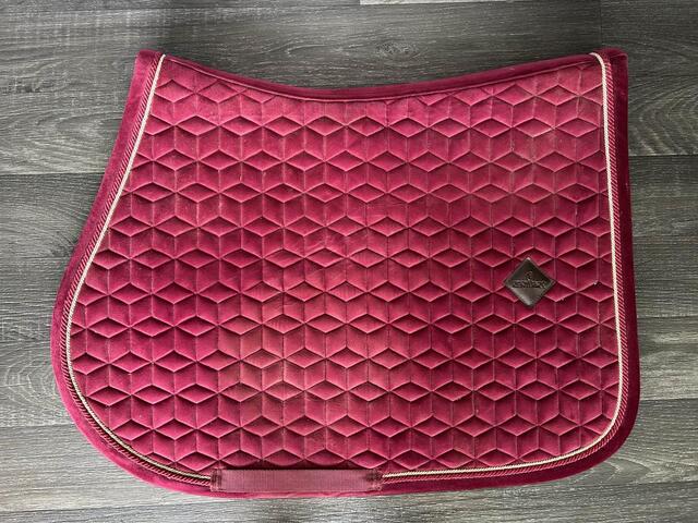 Tapis Kentucky Velvet Fuschia