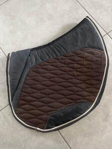 tapis Fouganza noir et marron