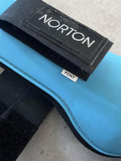guêtres bleu ciel Norton poney