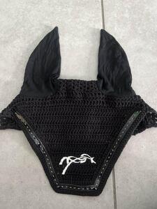 bonnet noir Pénélope
