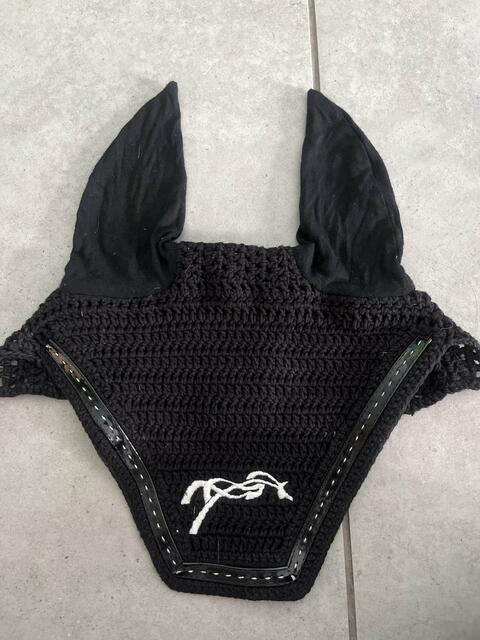 bonnet noir Pénélope