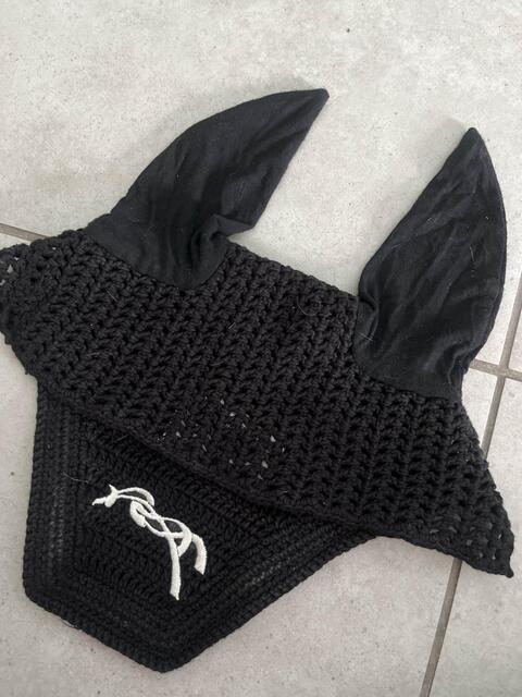 bonnet noir Pénélope