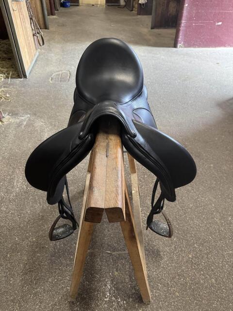 Selle de dressage Devoucoux Makila Harmonie S 2024