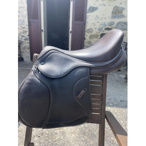 selle ikonic 17 pouces