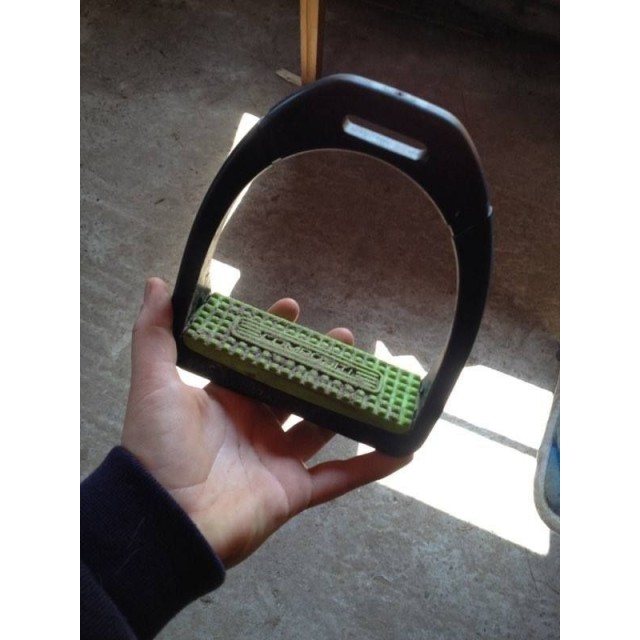 étrier compositi 2 planchers comme neuf