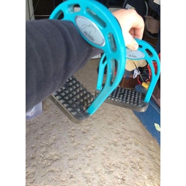 Etriers Félix Bühler