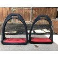 Étriers compositi rouges