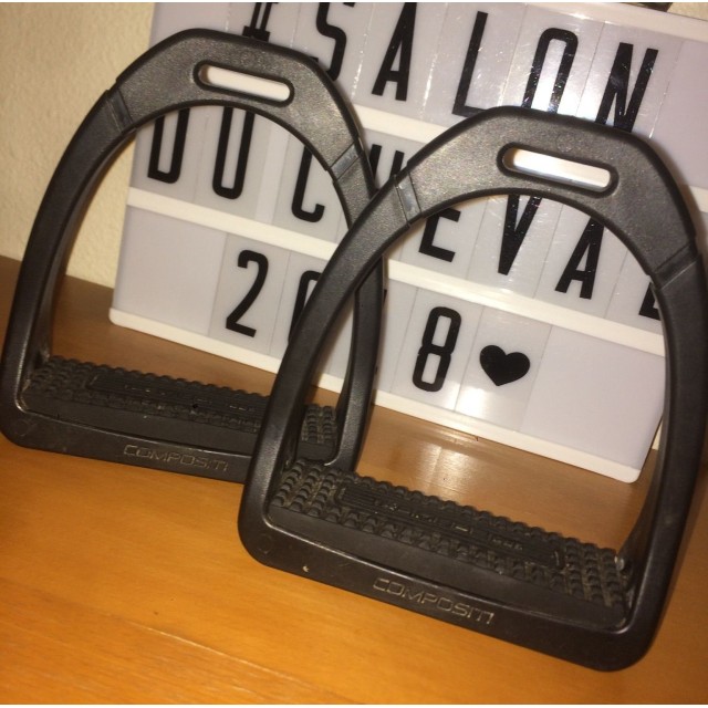 Etriers compositi noir