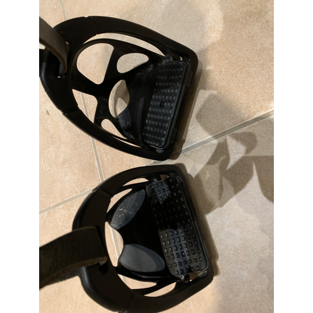 étriers /étrivières