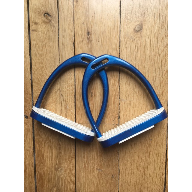 étriers bleu électrique