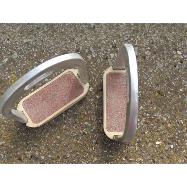 Etriers aluminium junior