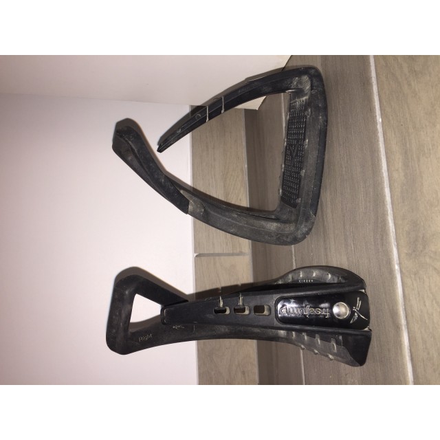 Etriers Freejump noirs