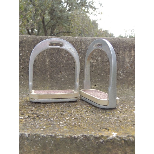 Etriers aluminium junior