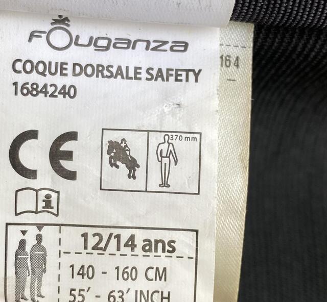 Dorsale noir fouganza