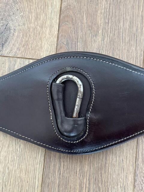 sangle cuir anatomique