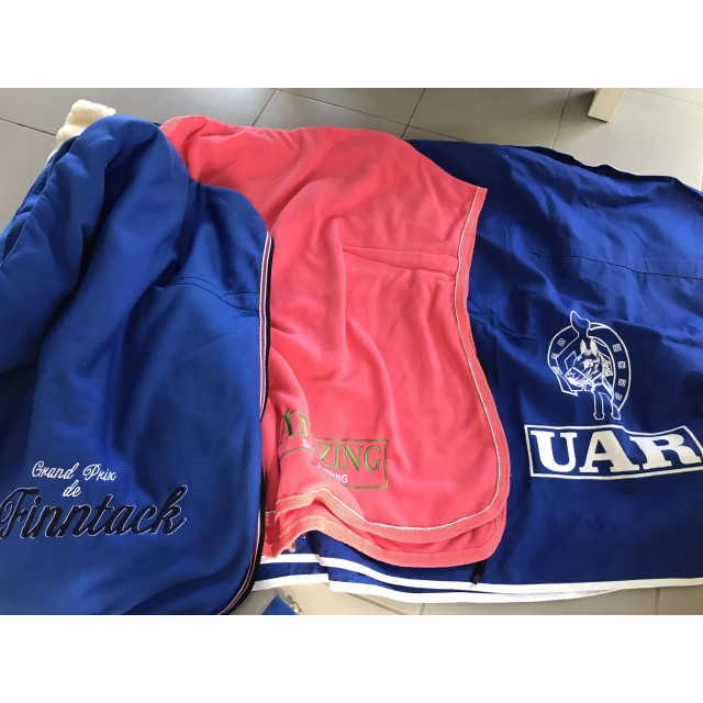 Lot de 3 couvertures !!