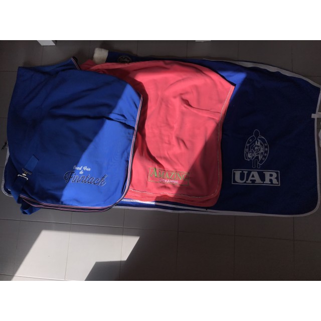 Lot de 3 couvertures !!