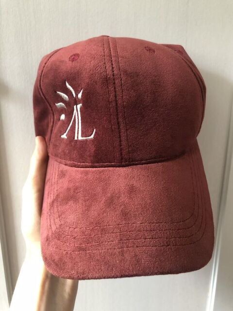 casquette velour rouge AL